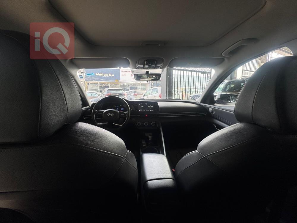 هیۆندای ئەلەنترا